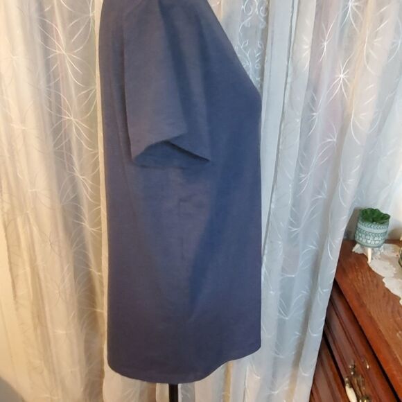 Nwot Blue Mountain navy 💙 tshirt sz med - Picture 2 of 6